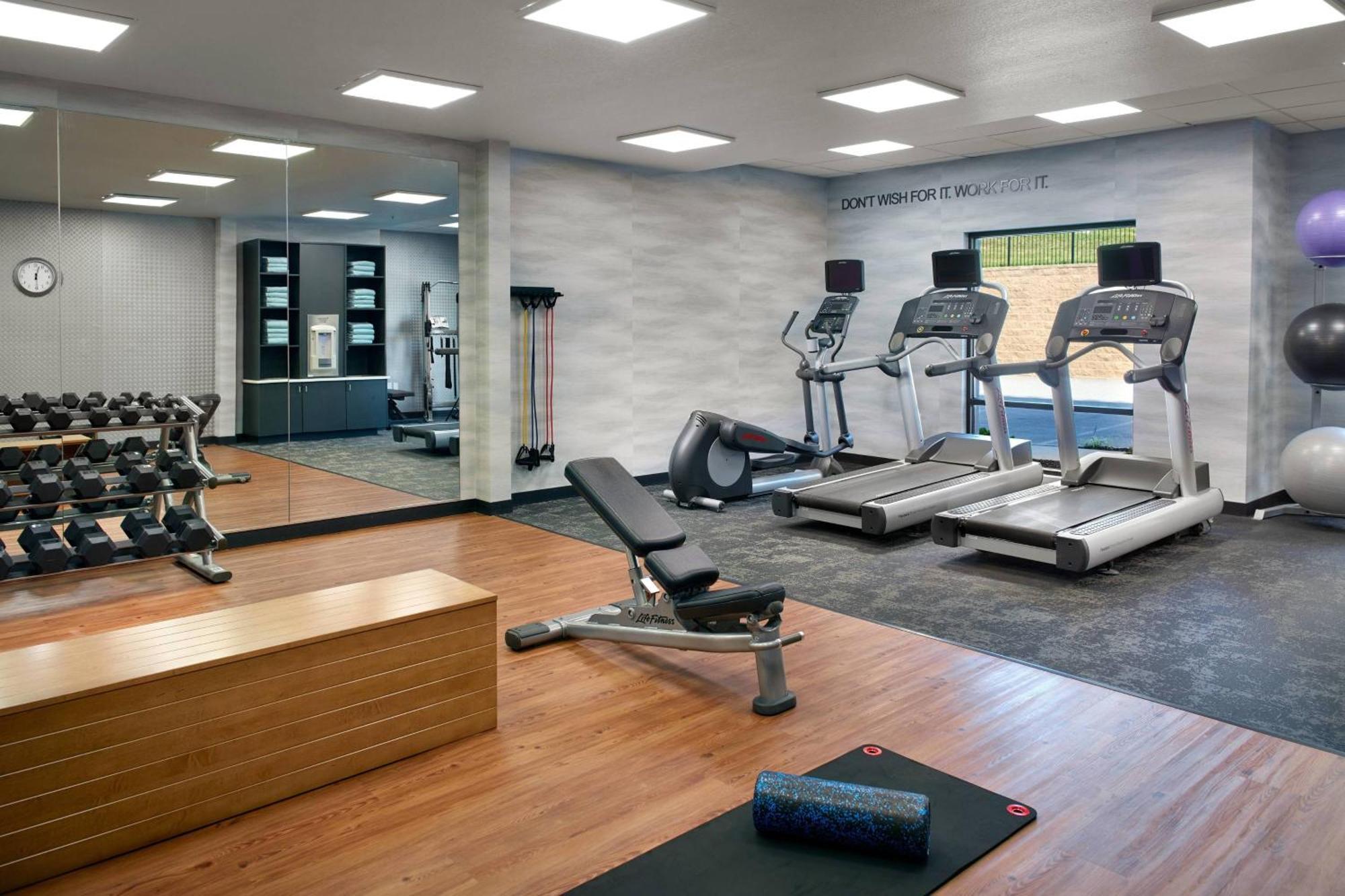 Fairfield Inn & Suites By Marriott Asheville Airport/Fletcher Bagian luar foto